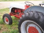 1941 9N Ford Tractor 004.jpg