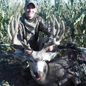 My Mule deer spot and stock archery 2009. Officially scored at 192 & 3/8