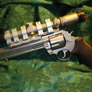 Taurus 8.375" Raging Bull 454 Casull-Burris 1.5 x 5 scope