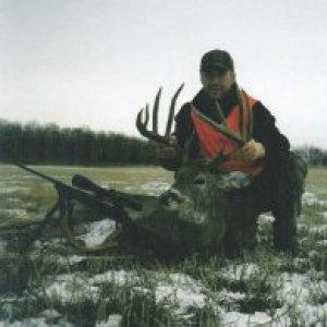 Russ 152 Buckhttp://www.eastmans.com/forum/album.php?albumid=240&attachmentid=6016