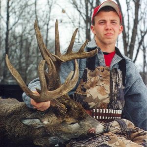 2000 Gun Buck1