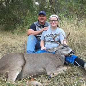 Daughter's First Buck (Blacktail) - 435 yards (Oregon 2015)