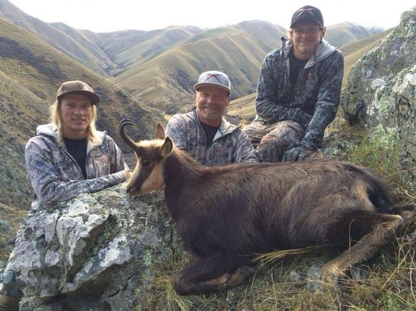 Great 9 inch Buck from June 2014 heading back to Utah.