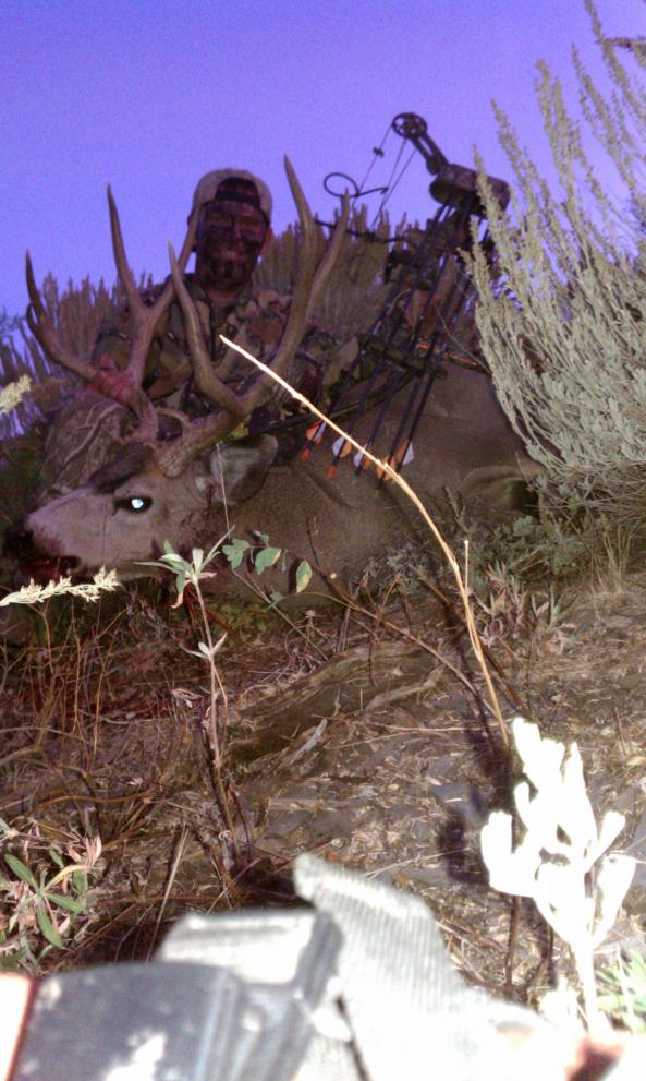 IMAG0010
No camera man, low light phone pic. 2011 buck