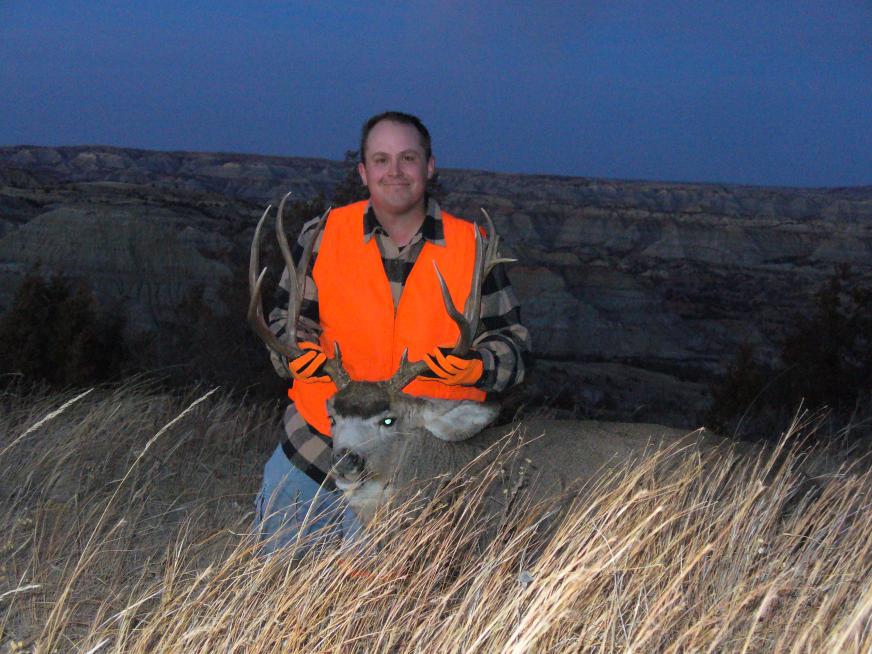 My 2007 North Dakota mulie buck.  Scored 178 3/4, just missed the books!!