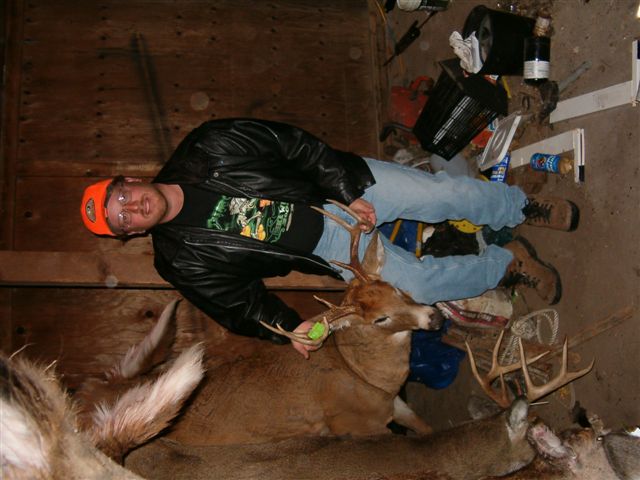 NY%20DEER%20HUNT%20NOV%2004%20010